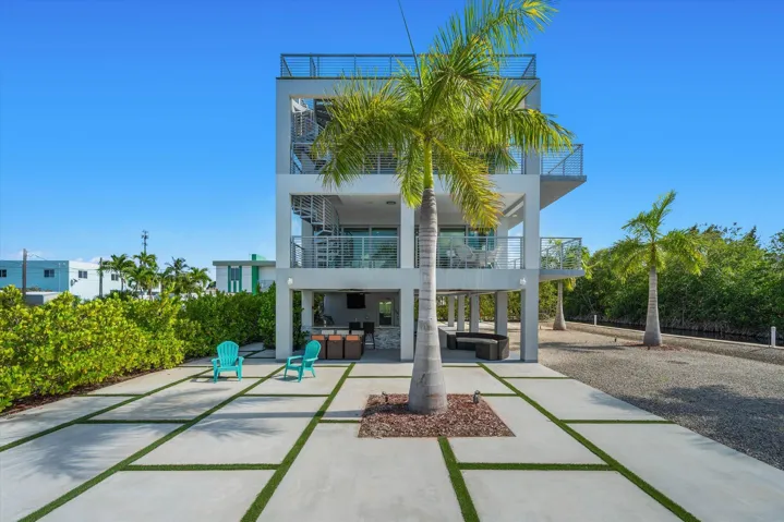 Modern exterior