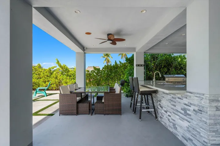 Beautiful dining area