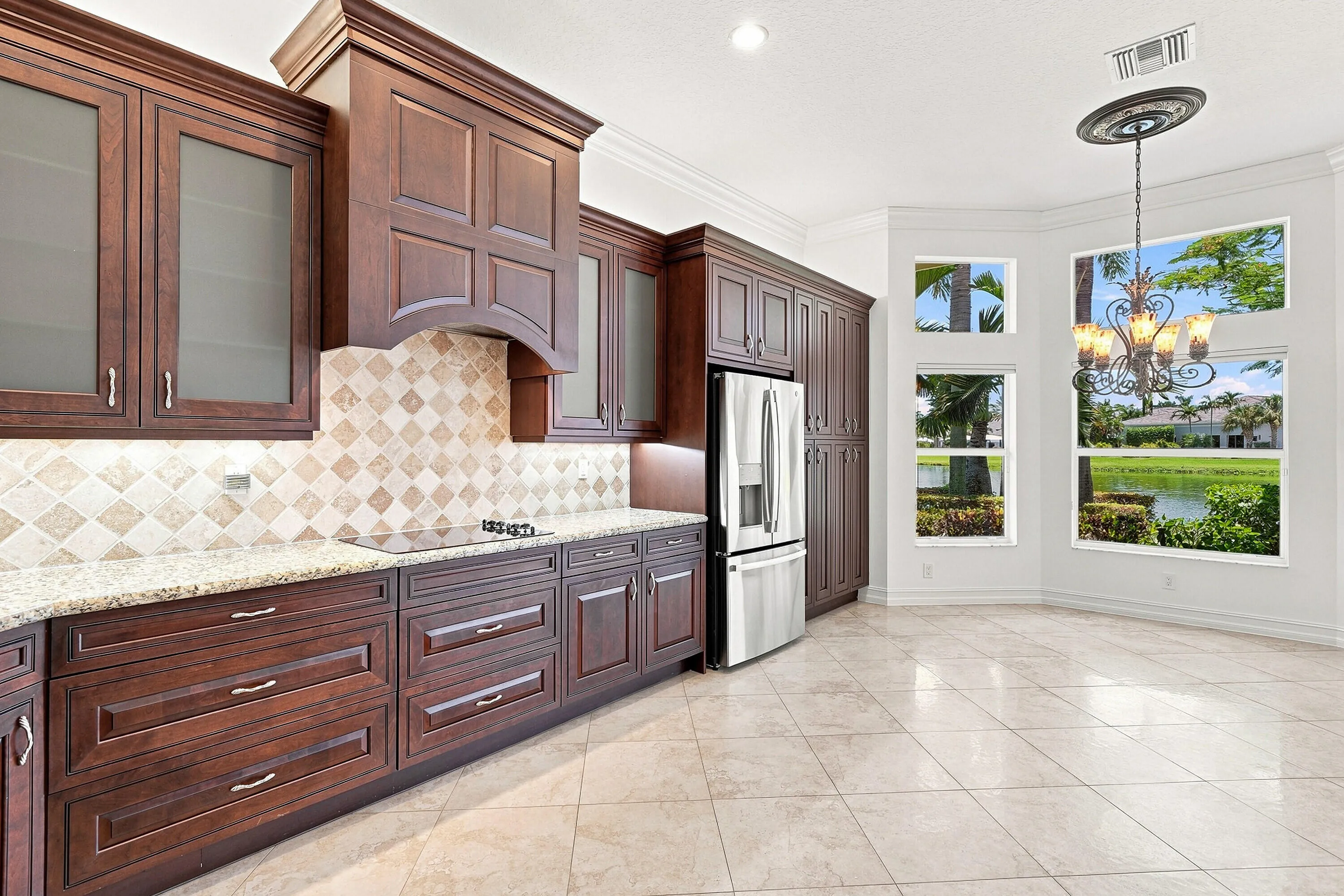 18_dining area