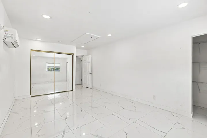 24-web-or-mls-Photo(13)-topaz