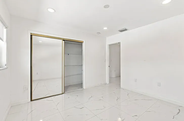 29-web-or-mls-Photo(19)-topaz