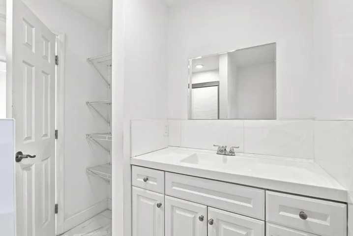 26-web-or-mls-Photo(15)-topaz