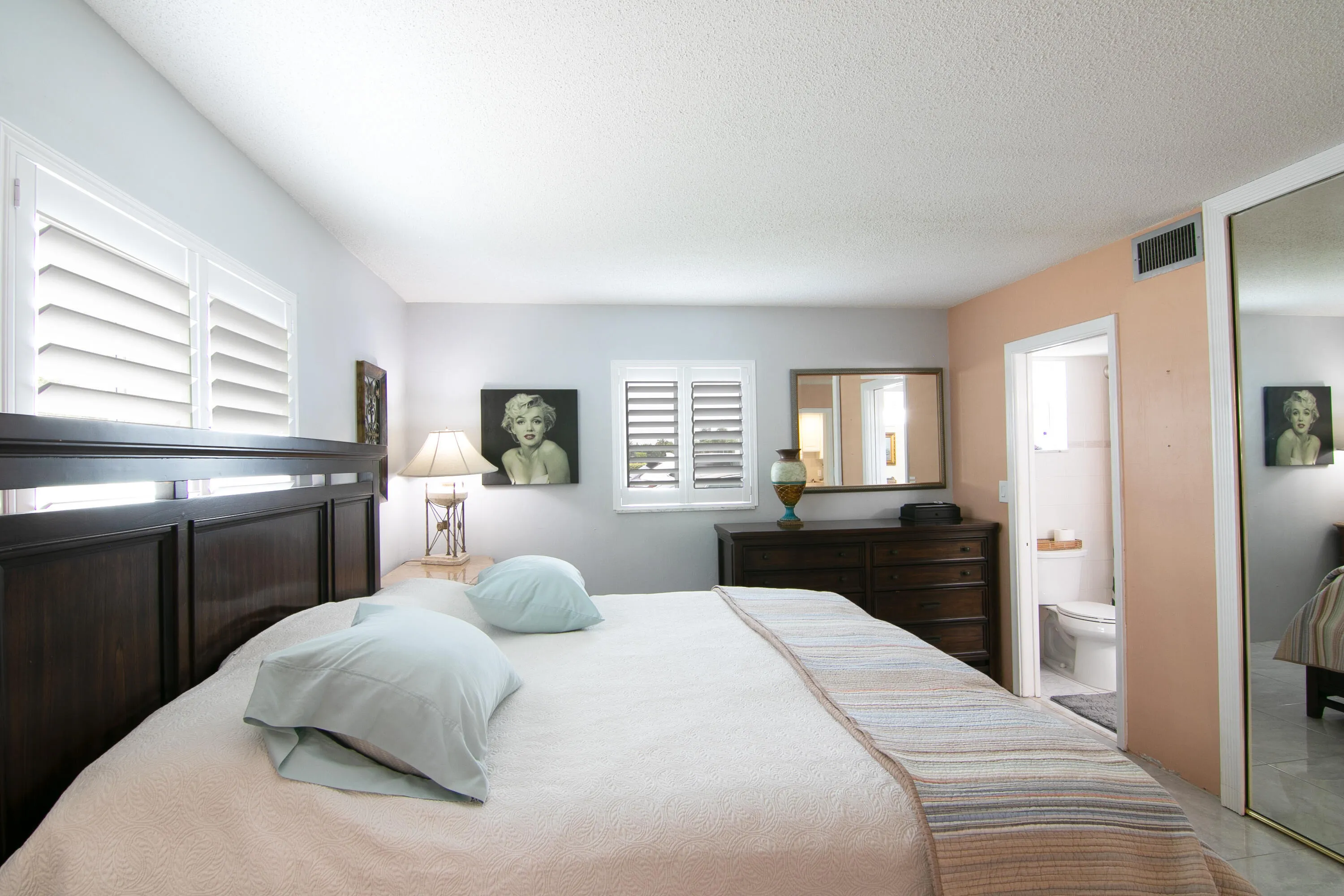 BEDROOM 1