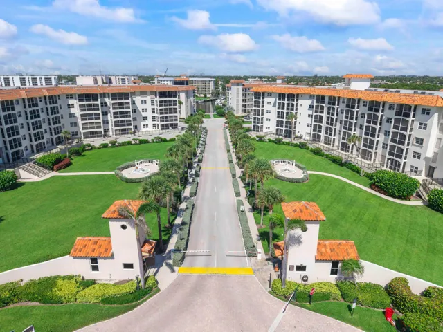 2871 N Ocean Blvd u406_013