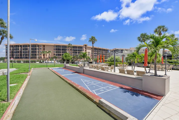 2871 N Ocean Blvd u406_074