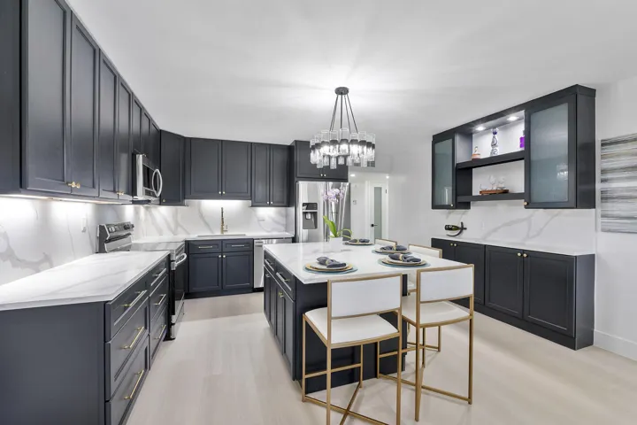 2871 N Ocean Blvd u406_038