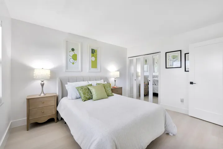 2871 N Ocean Blvd u406_026