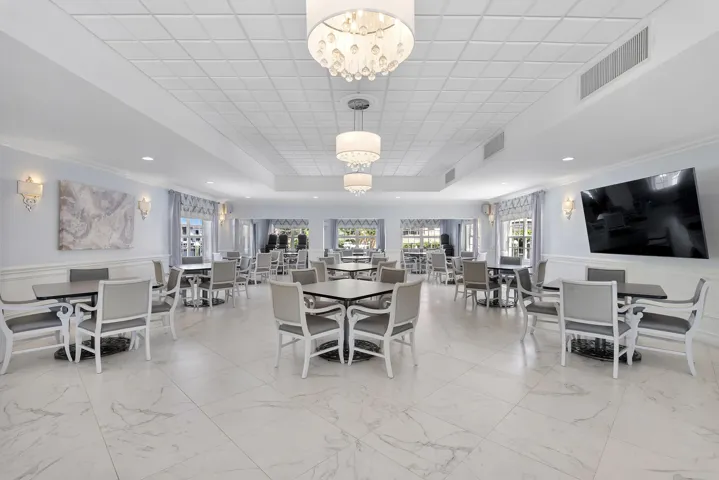 2871 N Ocean Blvd u406_065