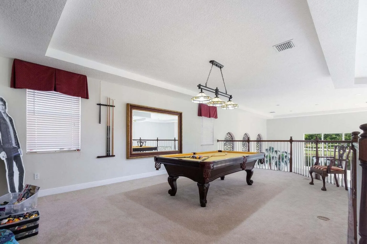 GAME ROOM 2ND FLOOR