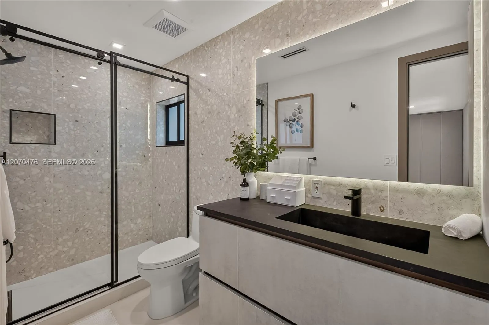 Property photo 64