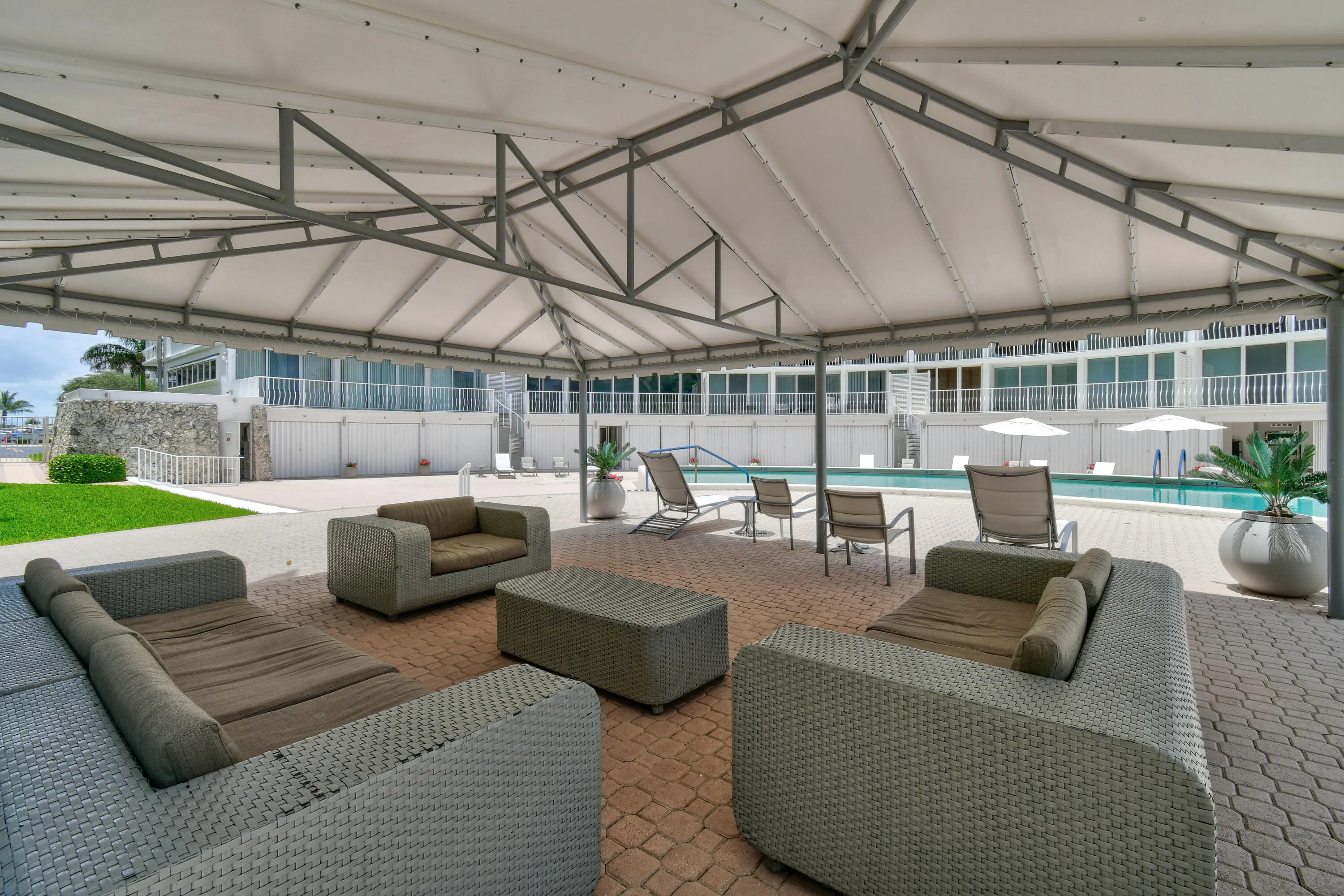 2774SOceanBlvd-AmbassadorSouth(11)