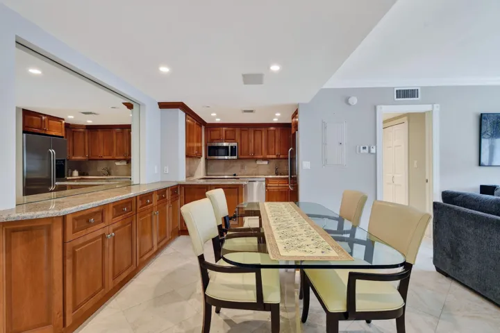 2774SOceanBlvd#506(2)