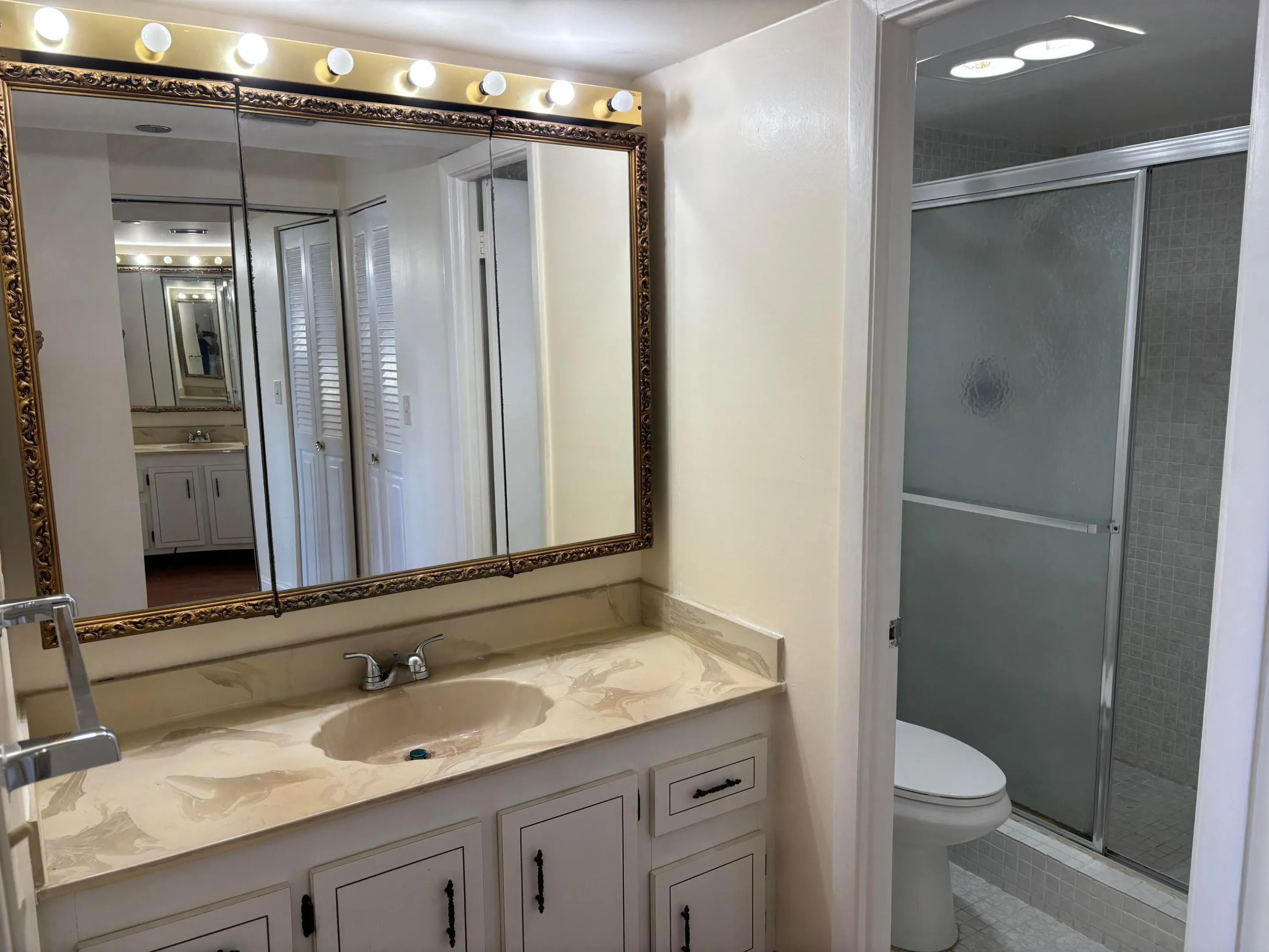 1200 Saint Charles 414 Master Bathroom
