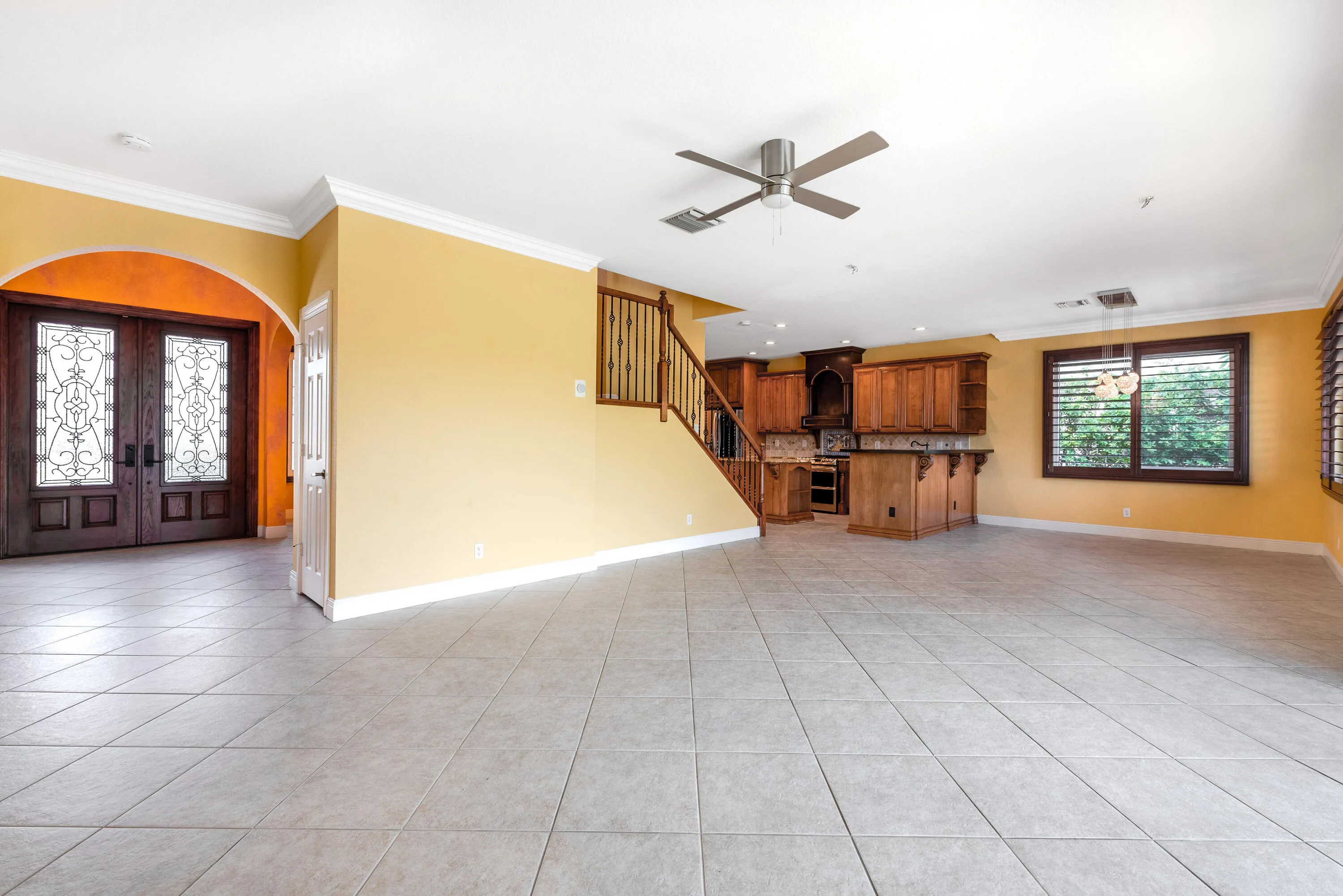 112IsolaCirRoyalPalmBeach-10