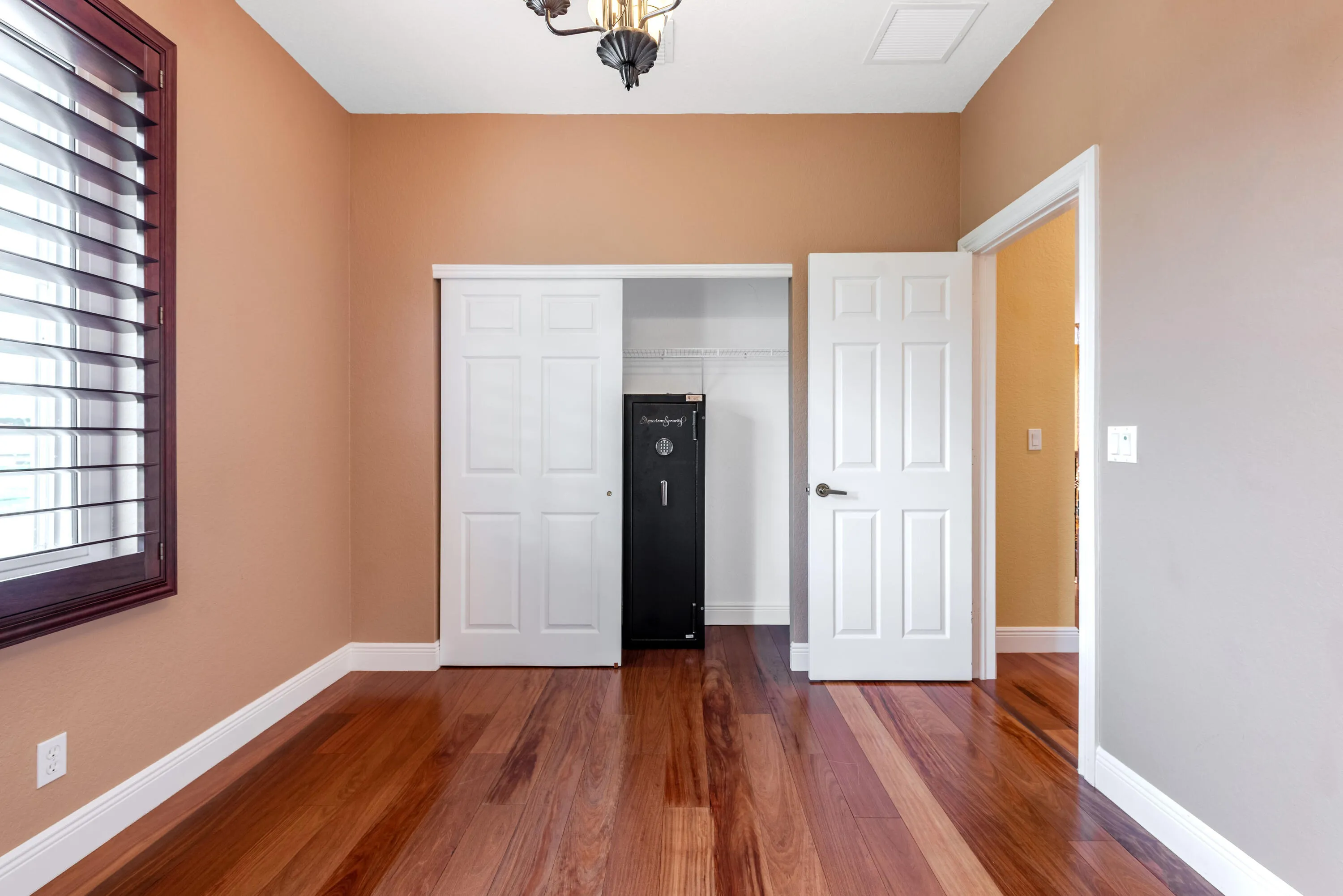112IsolaCirRoyalPalmBeach-29