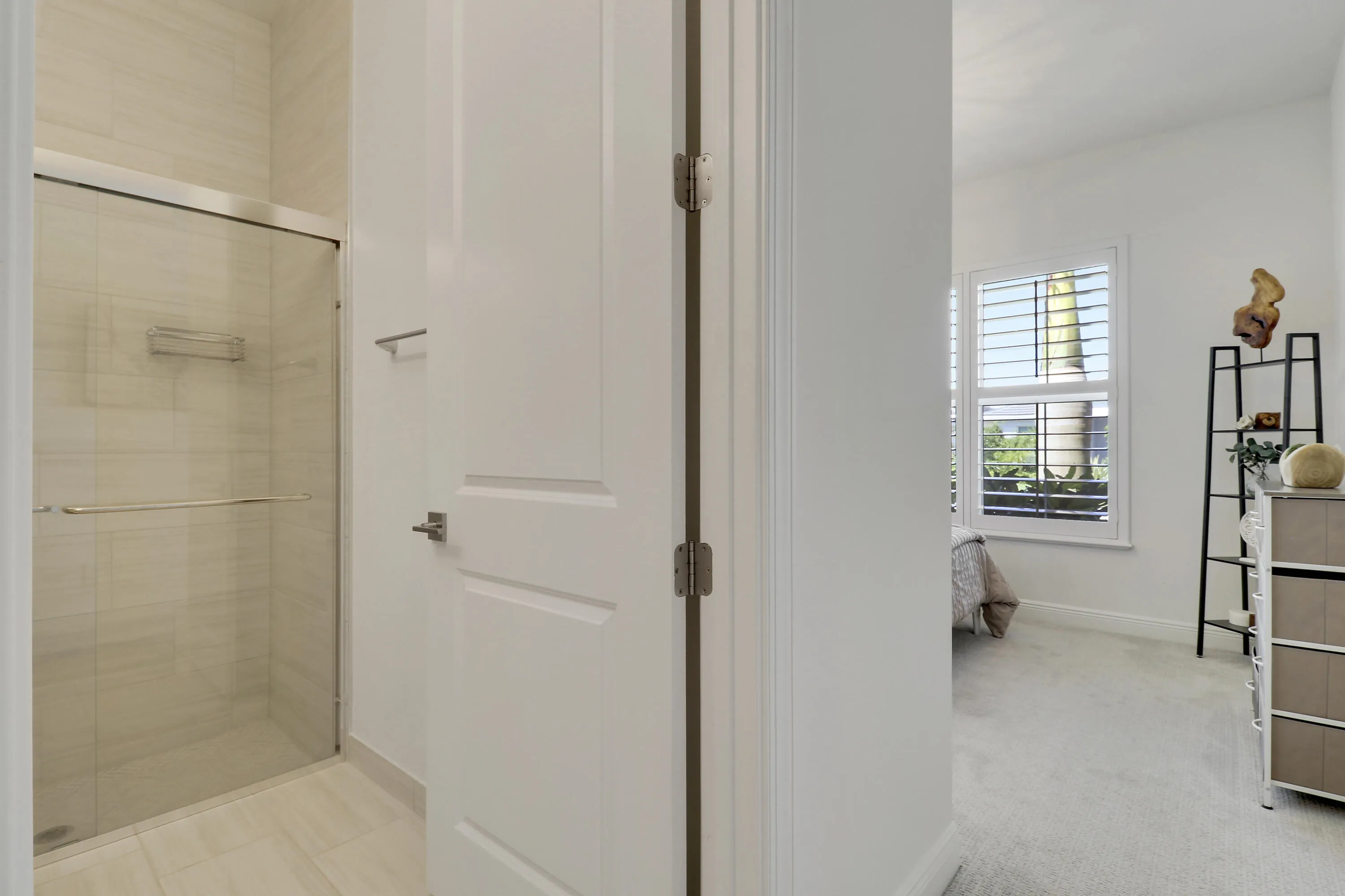guest bath/room