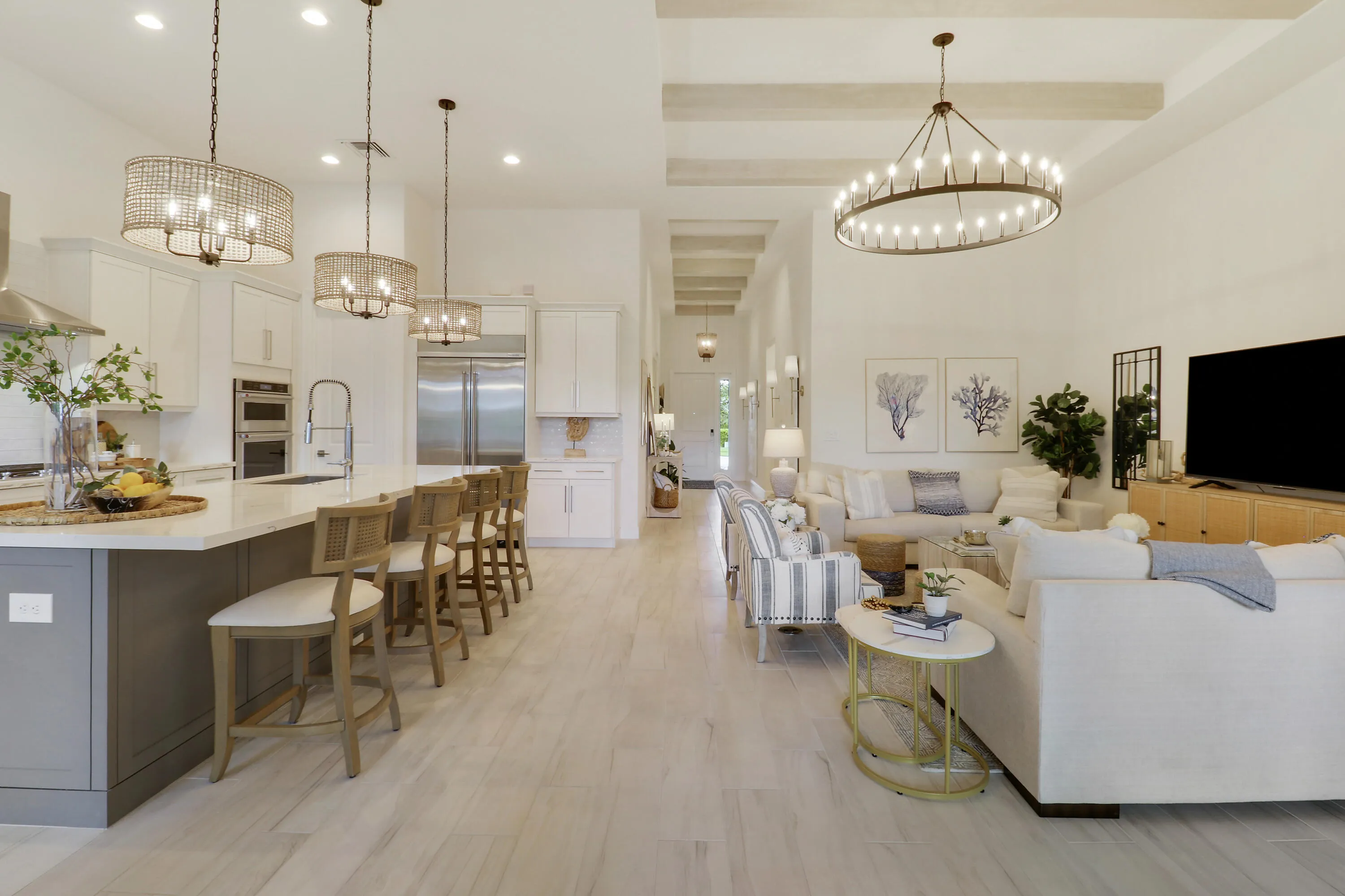 living room/kitchen