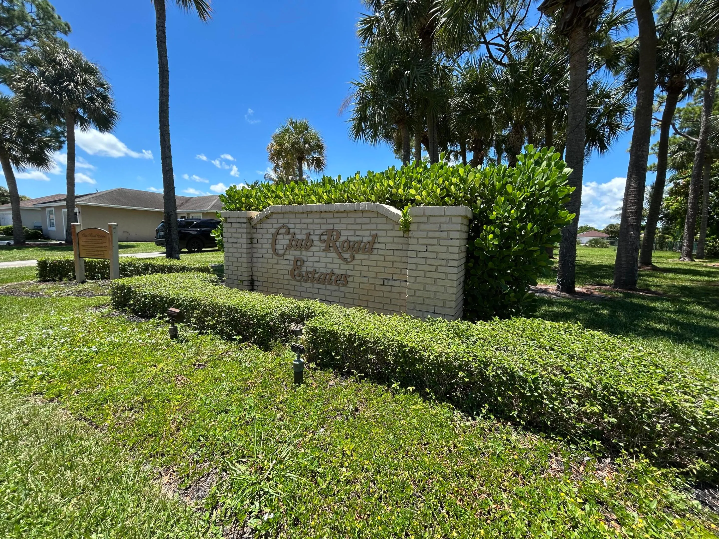 Club Estates Sign