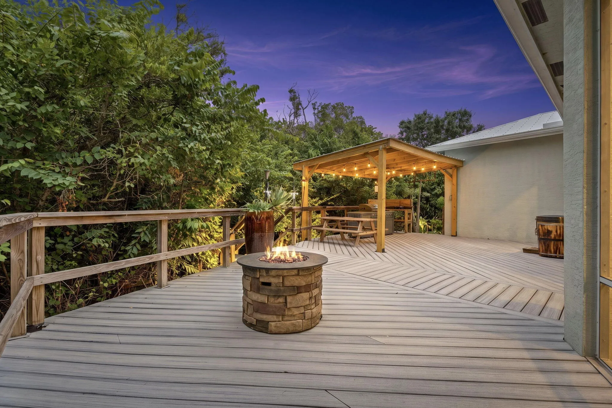 Property photo 32