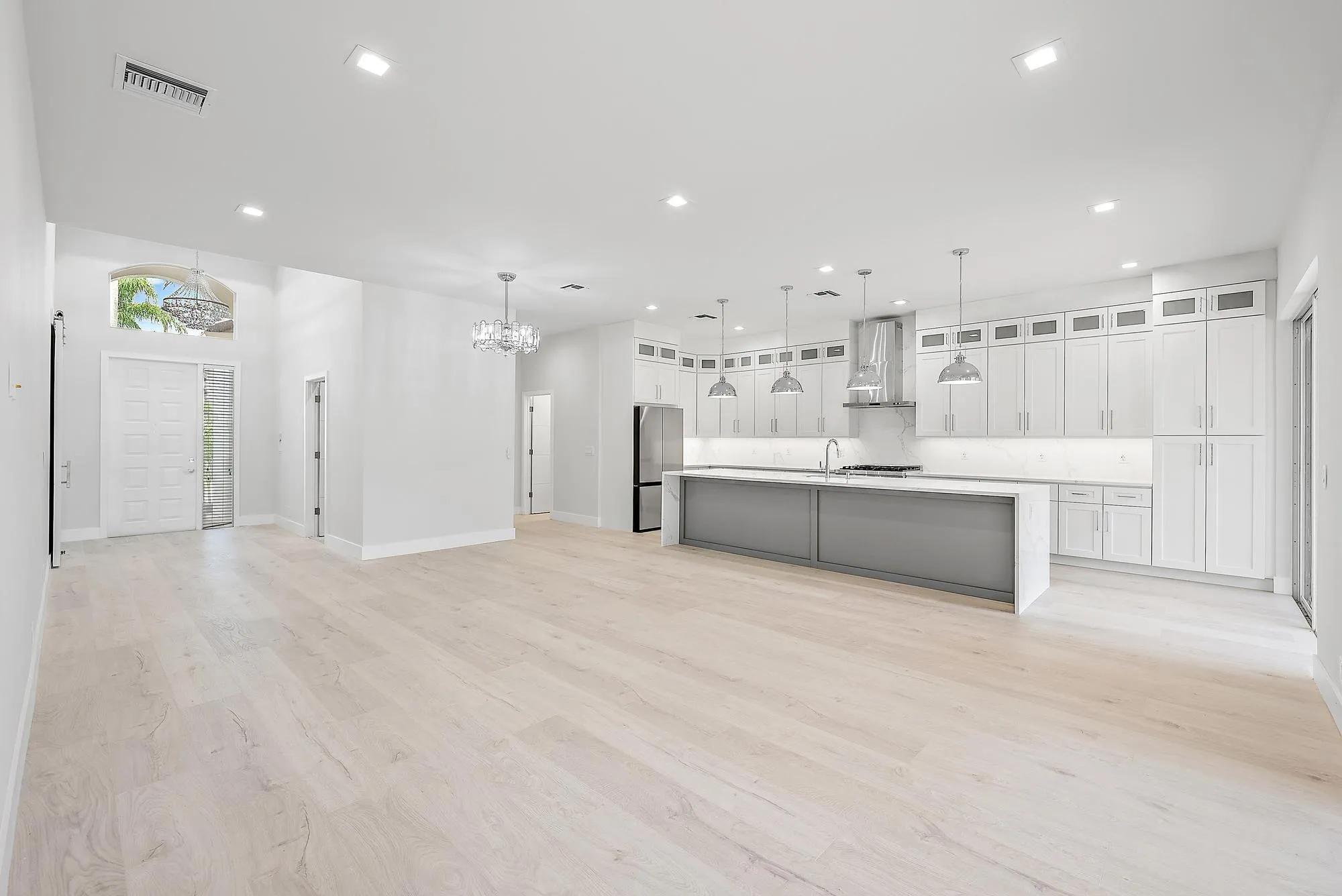10918 Grande Blvd-8