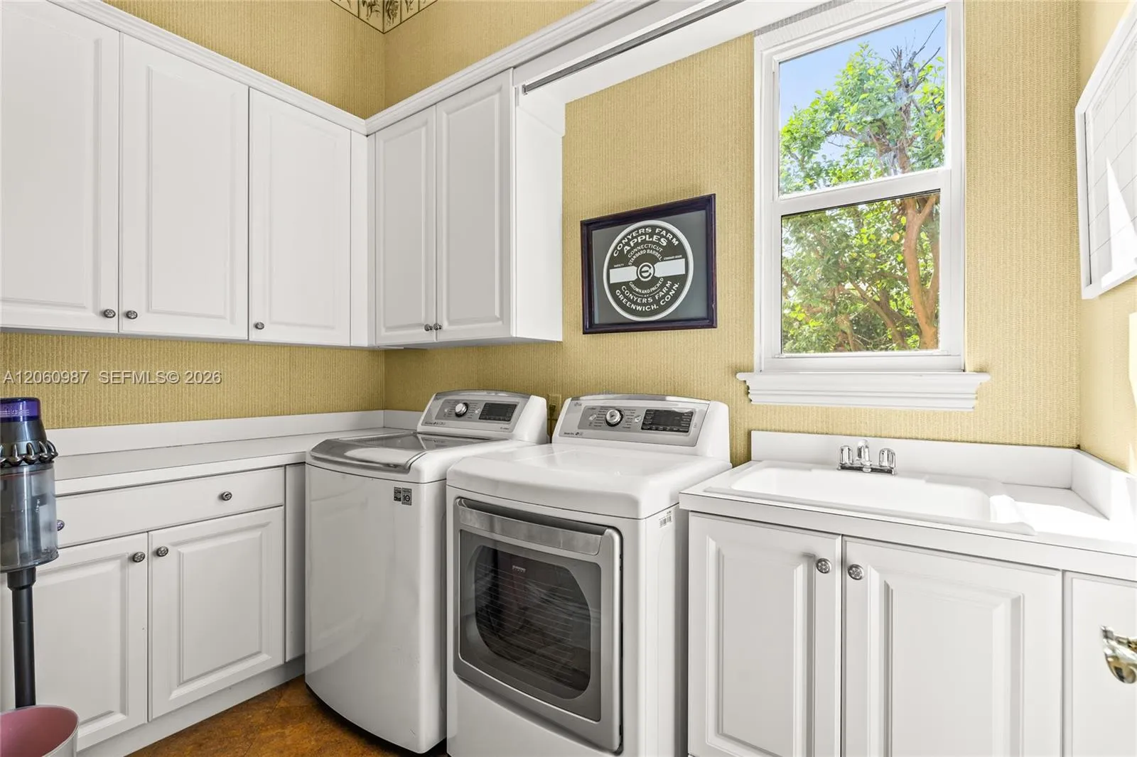 Property photo 55
