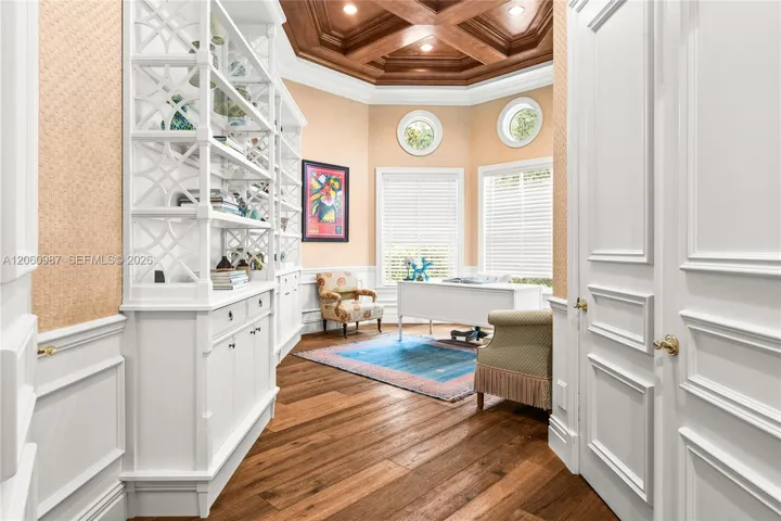 Custom office