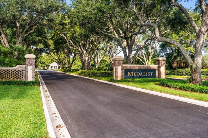 Medalist entrance