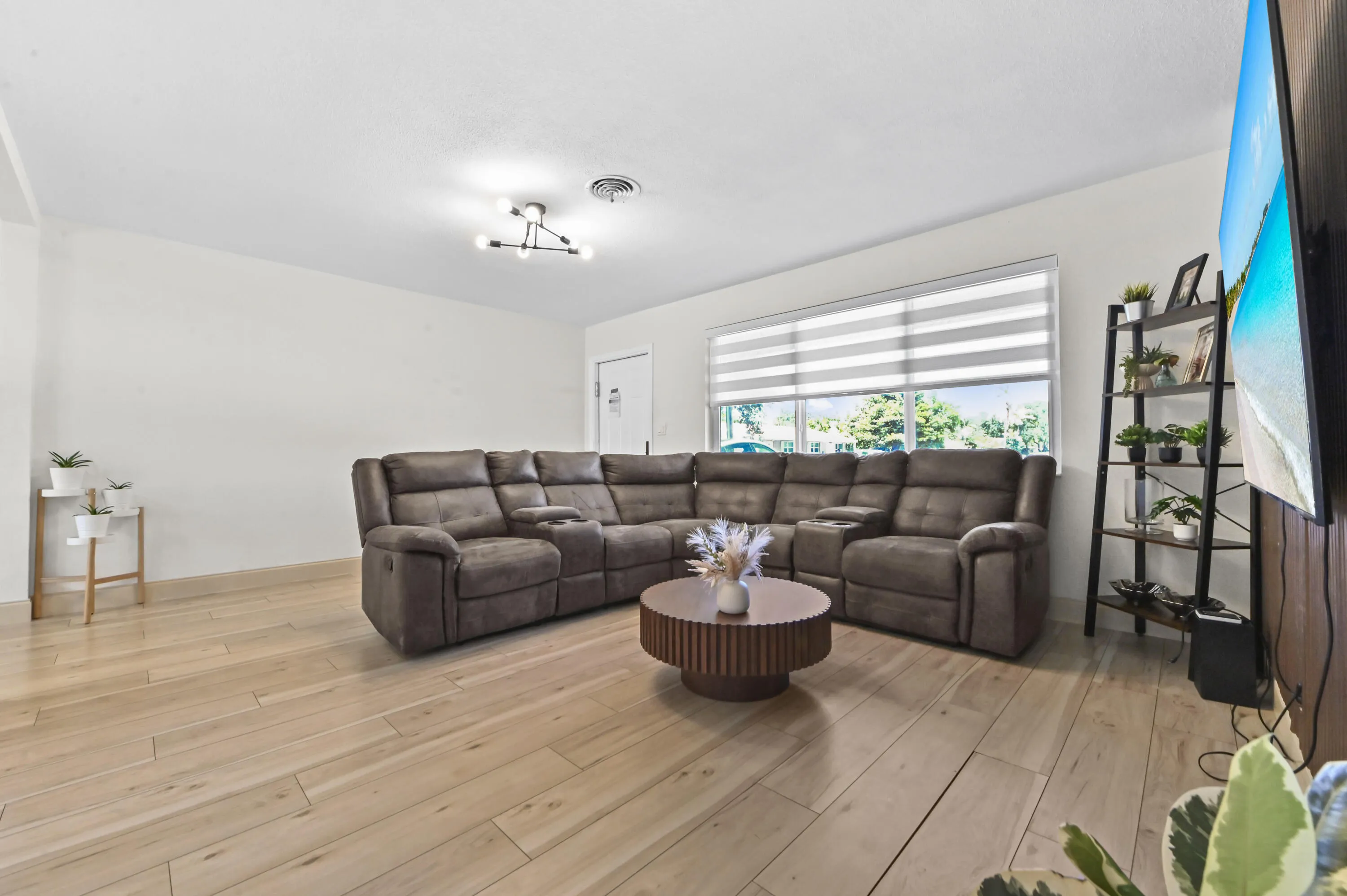 13 Living room 04
