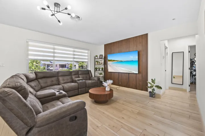 12 Living room 03