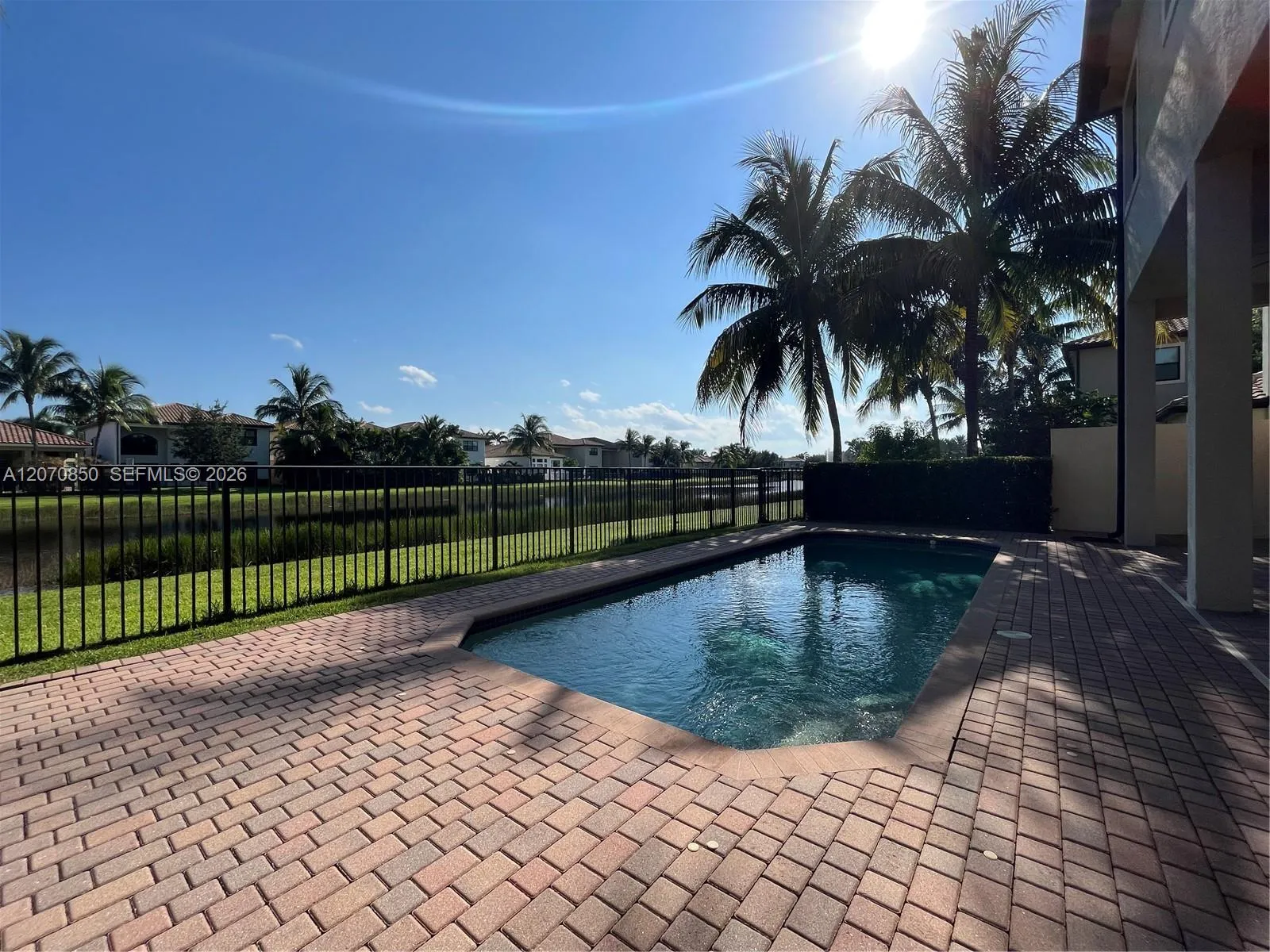 Property photo 37