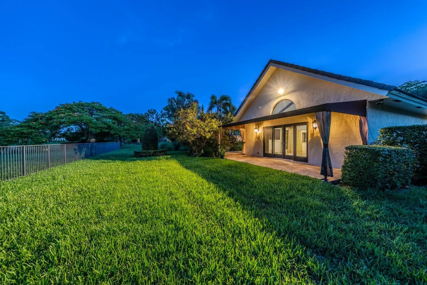 Property photo 77