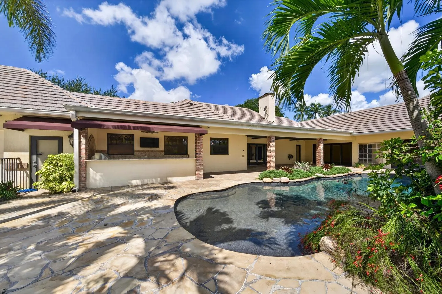 Property photo 64