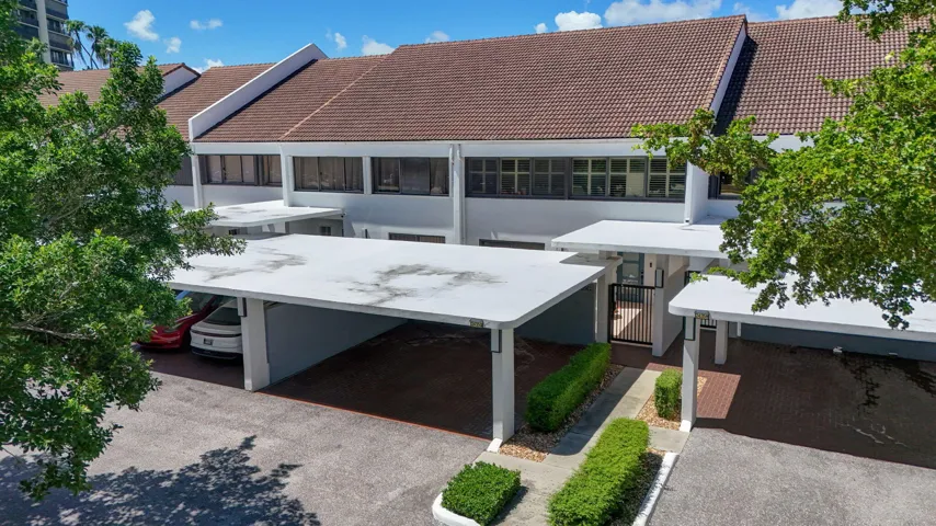 70-web-or-mls-DJI_20260811235211_0400_D-