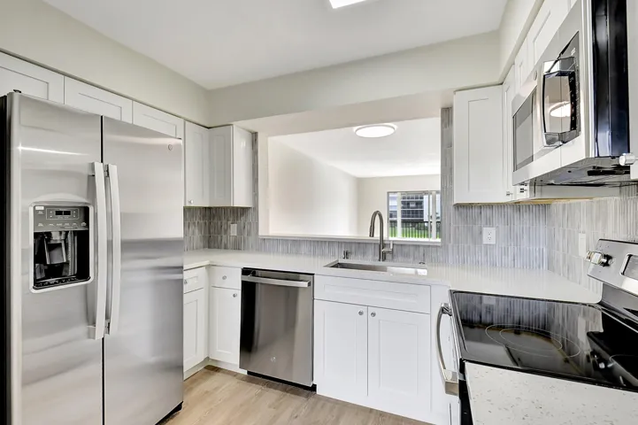 Kitchen Pass Through Bar