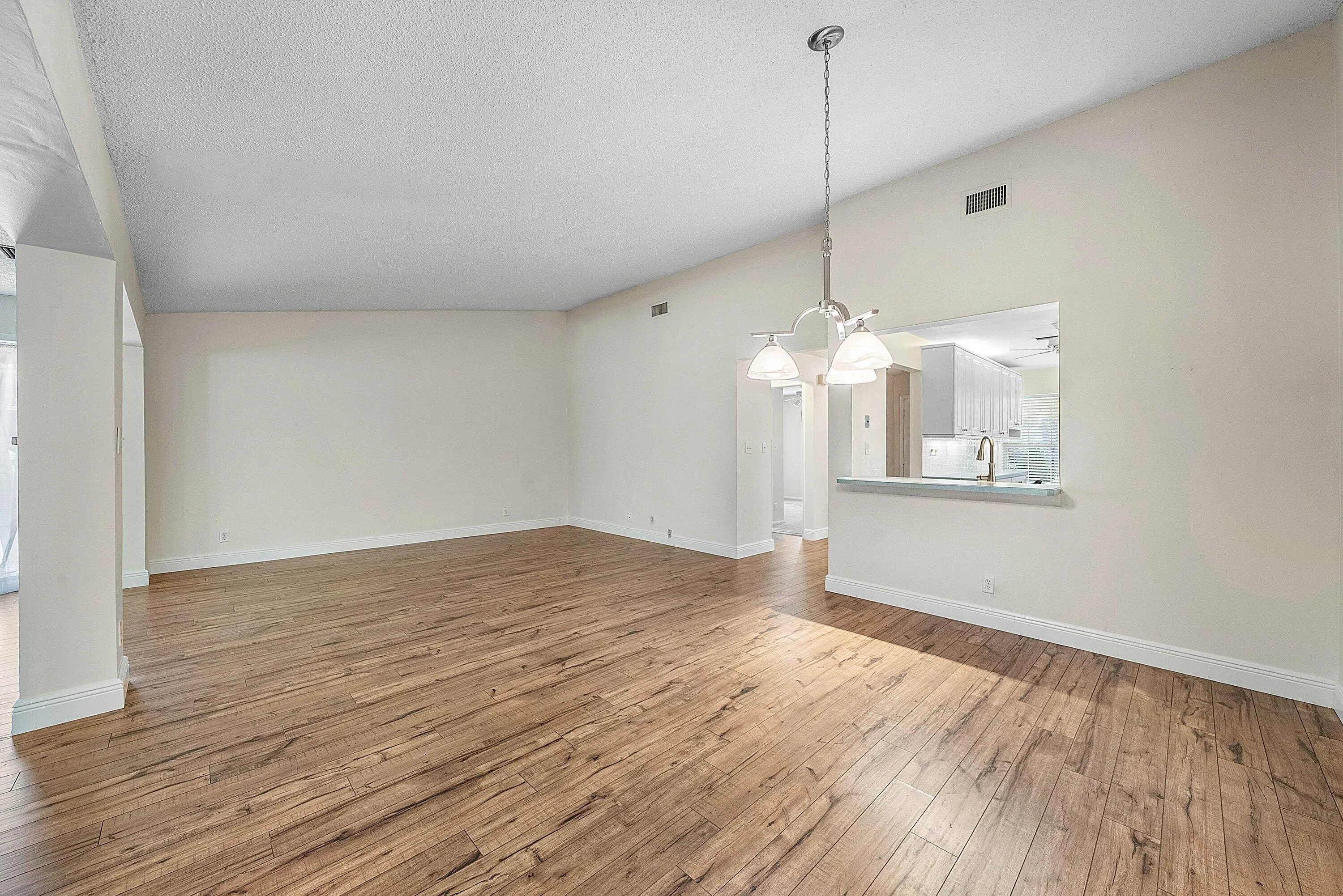 013-241DelRioBoulevard-BocaRaton-FL-3343