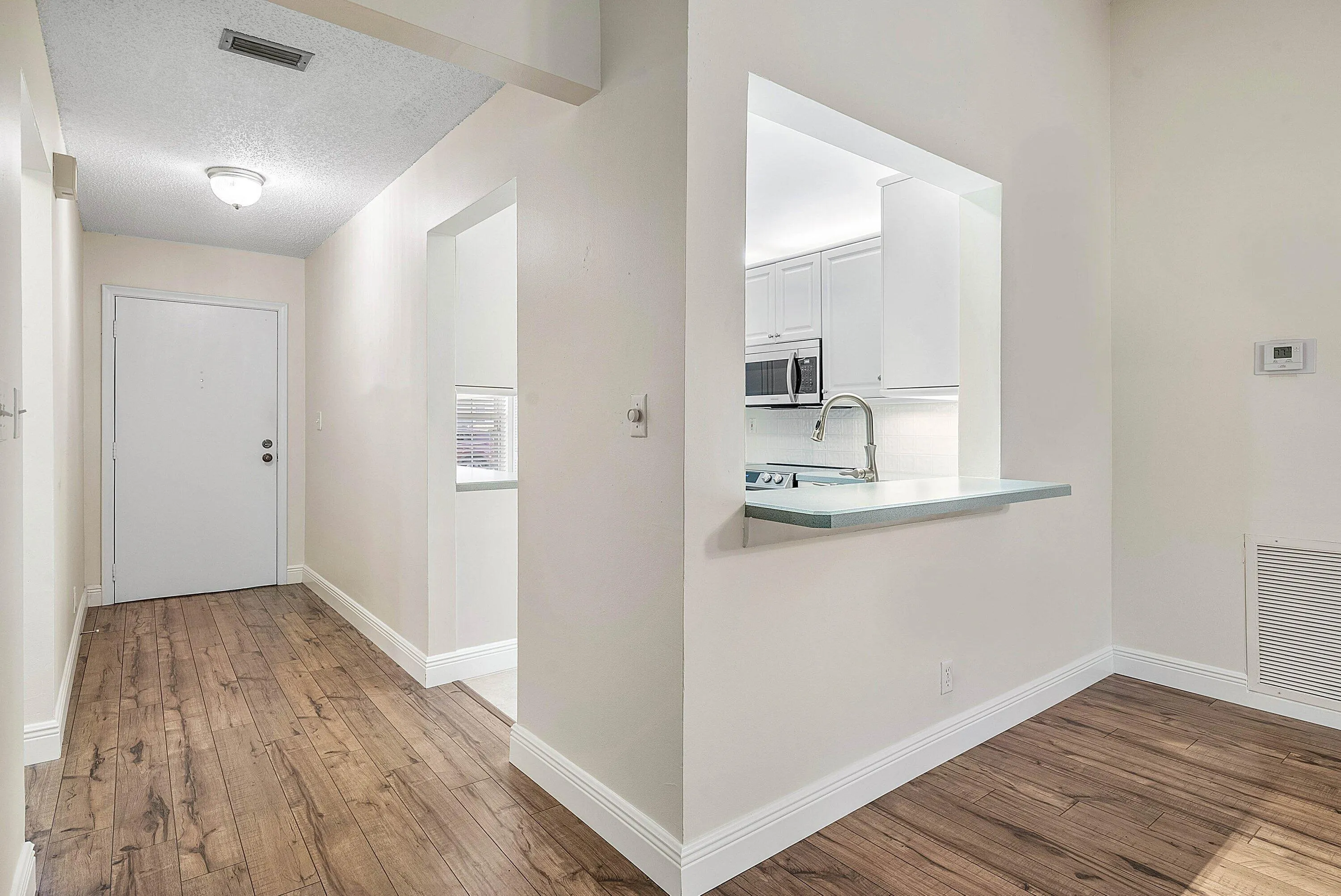 005-241DelRioBoulevard-BocaRaton-FL-3343