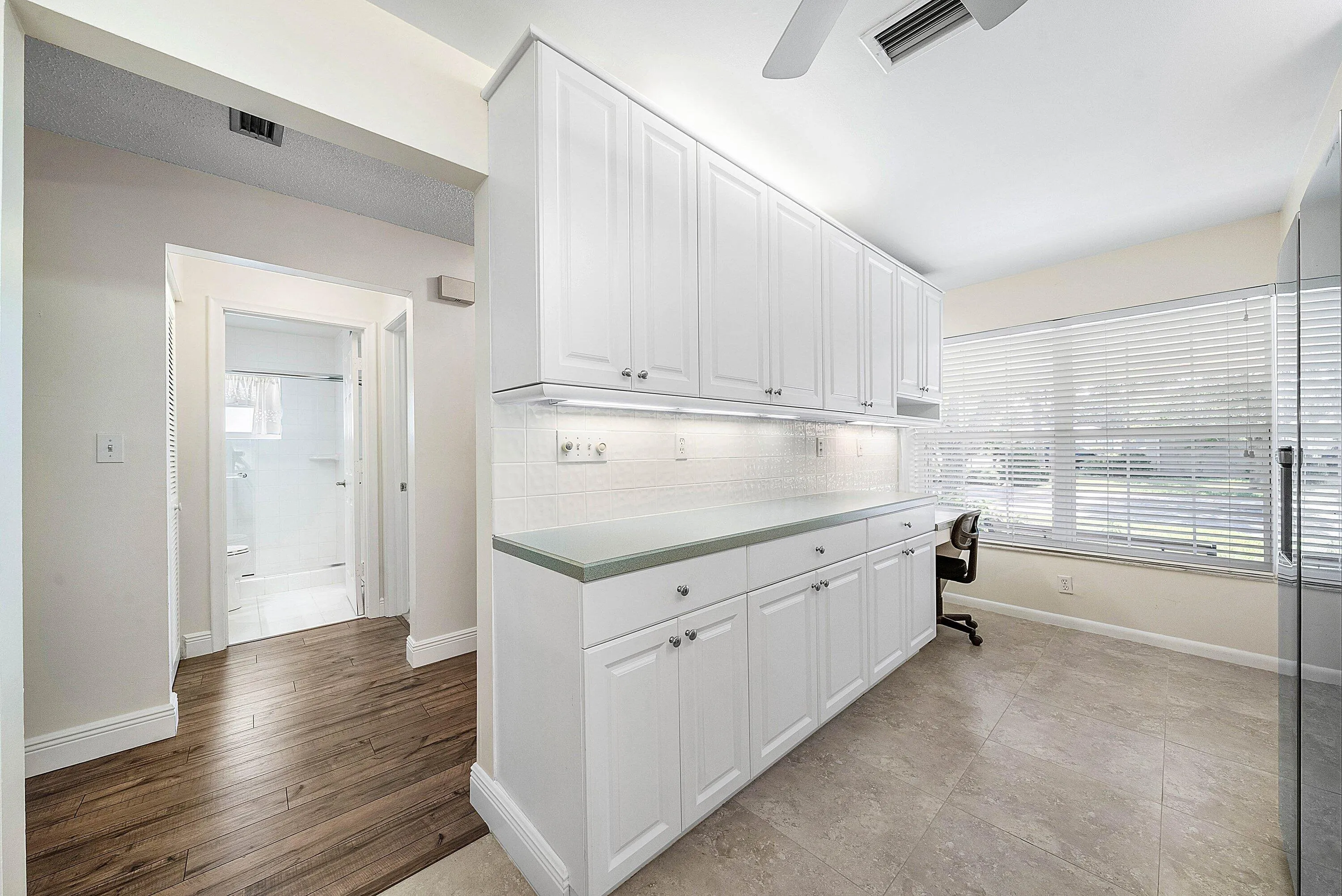 006-241DelRioBoulevard-BocaRaton-FL-3343