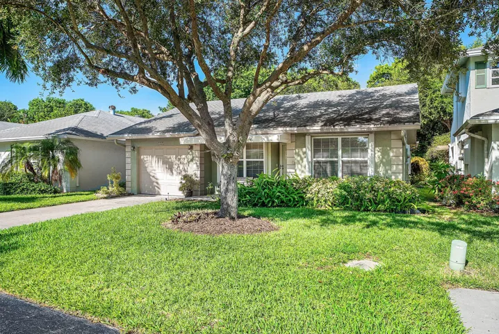 002-241DelRioBoulevard-BocaRaton-FL-3343