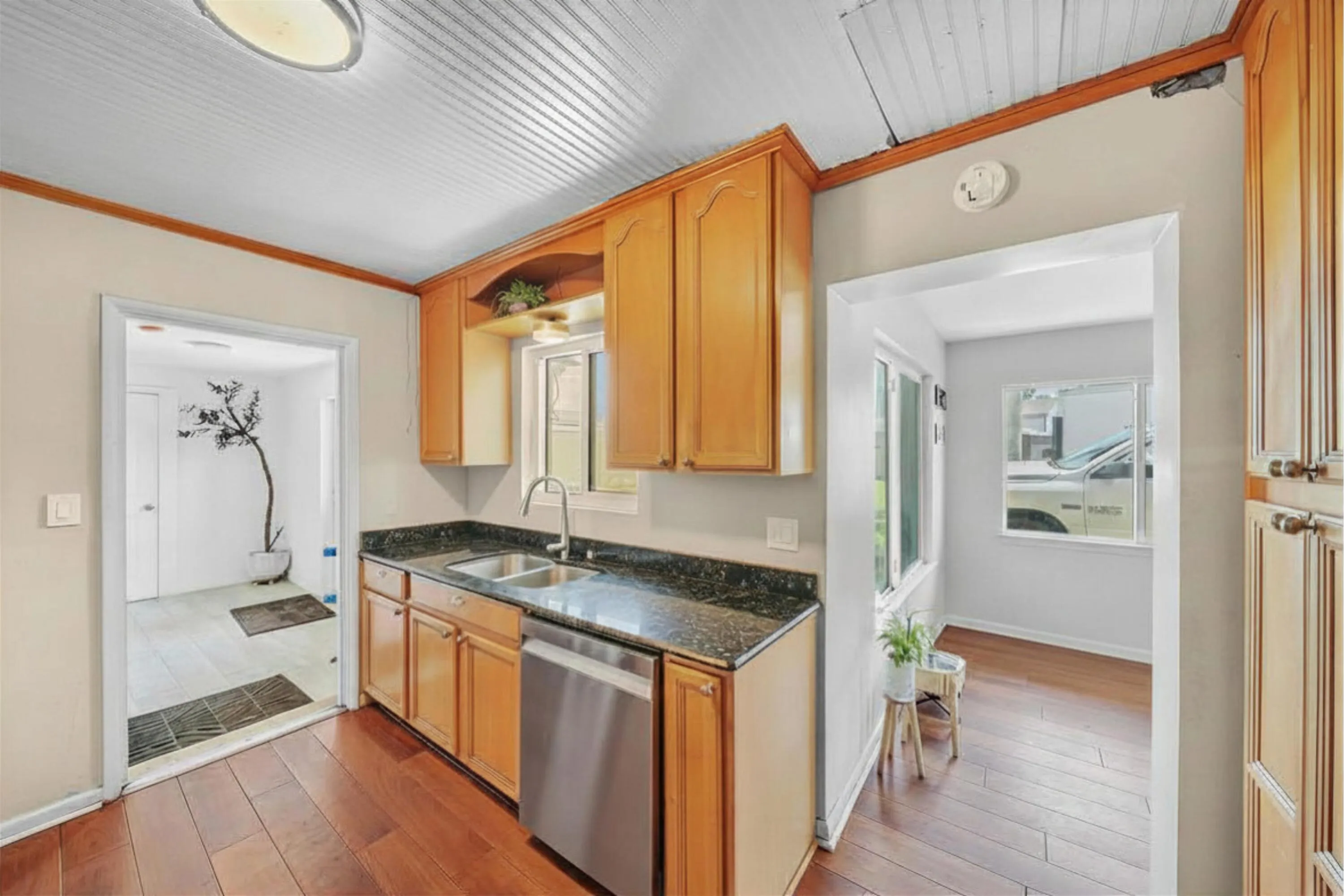 Kitchen 1