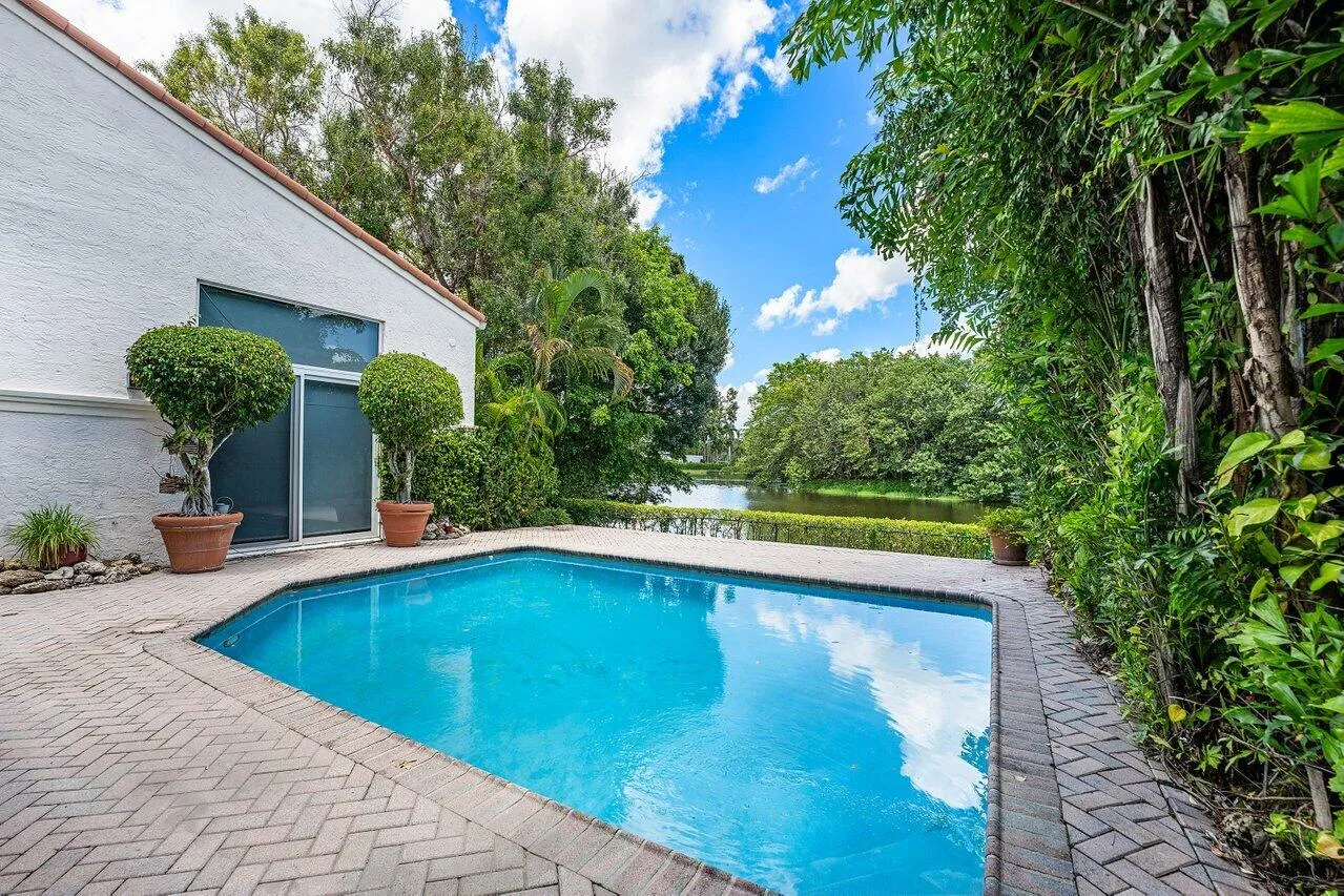 Property photo 22