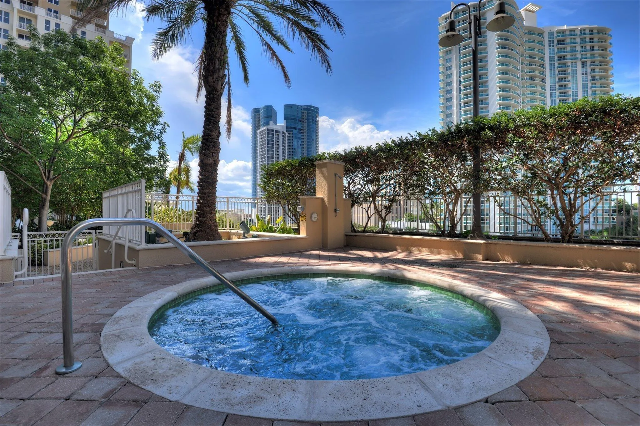 6th FL Zen Garden /Jacuzzi