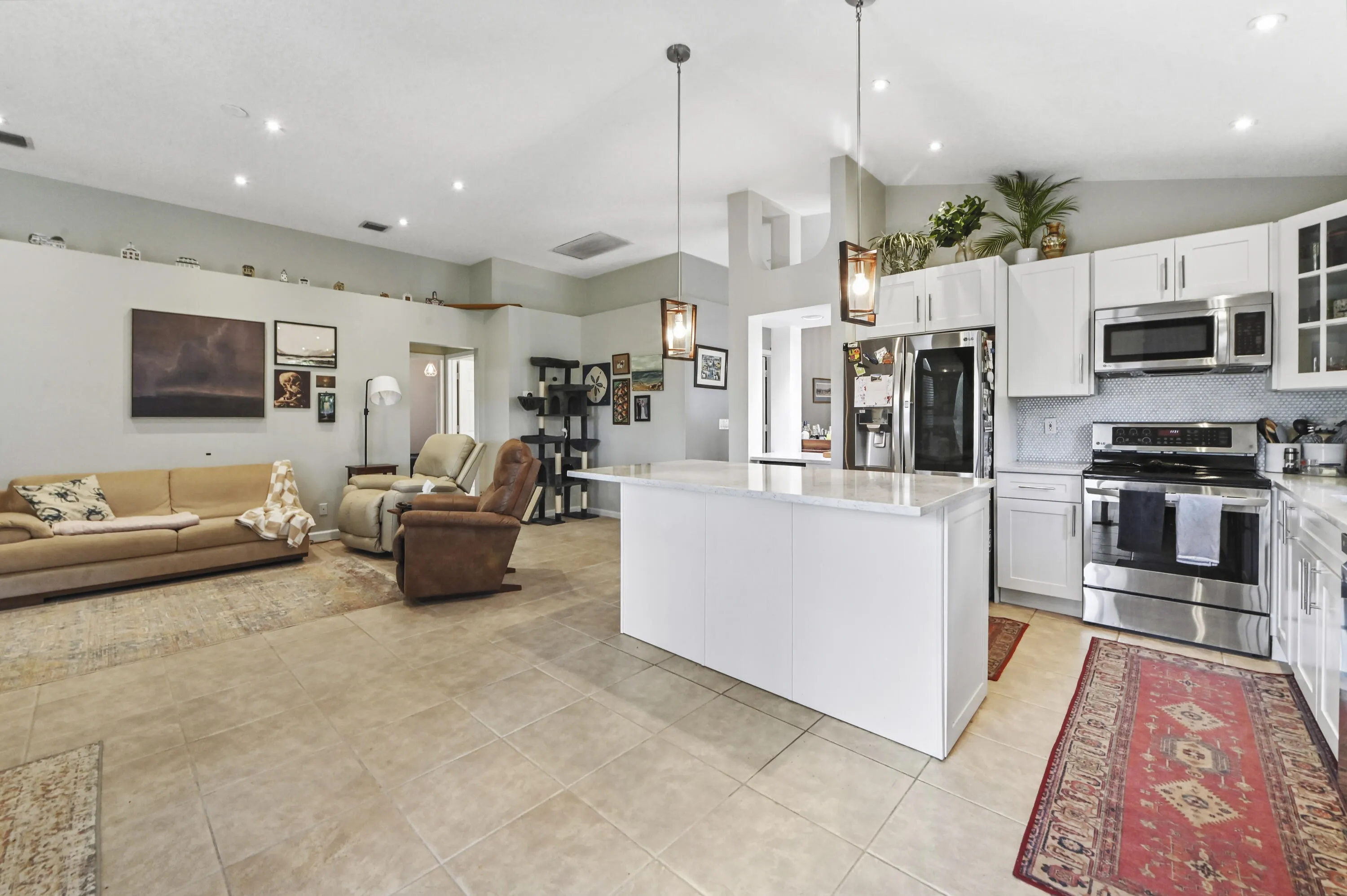 13 Kitchen 03