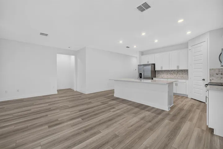 12-web-or-mls-3A5A7513