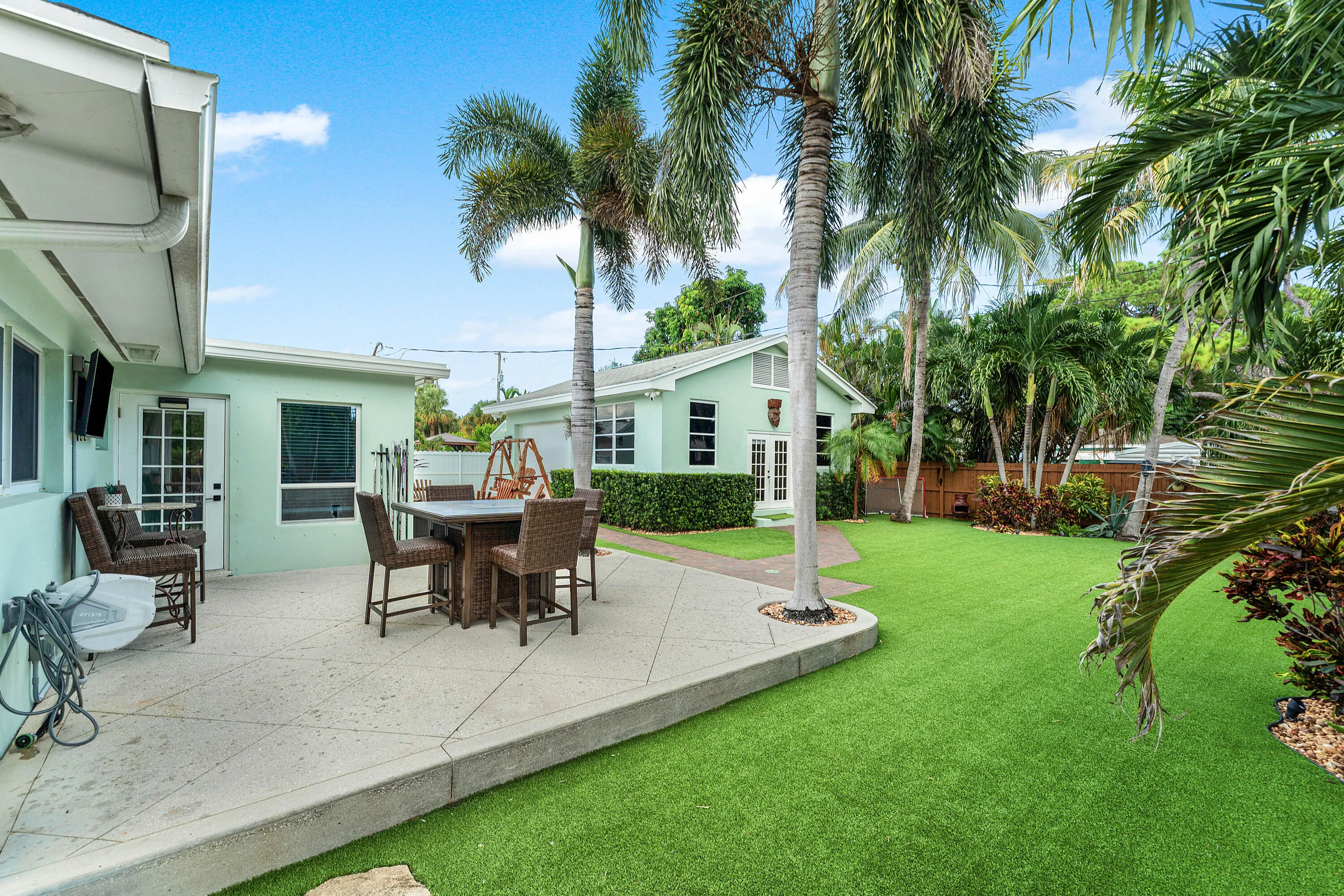 030-8196thStreet-LakePark-FL-33403-FULL
