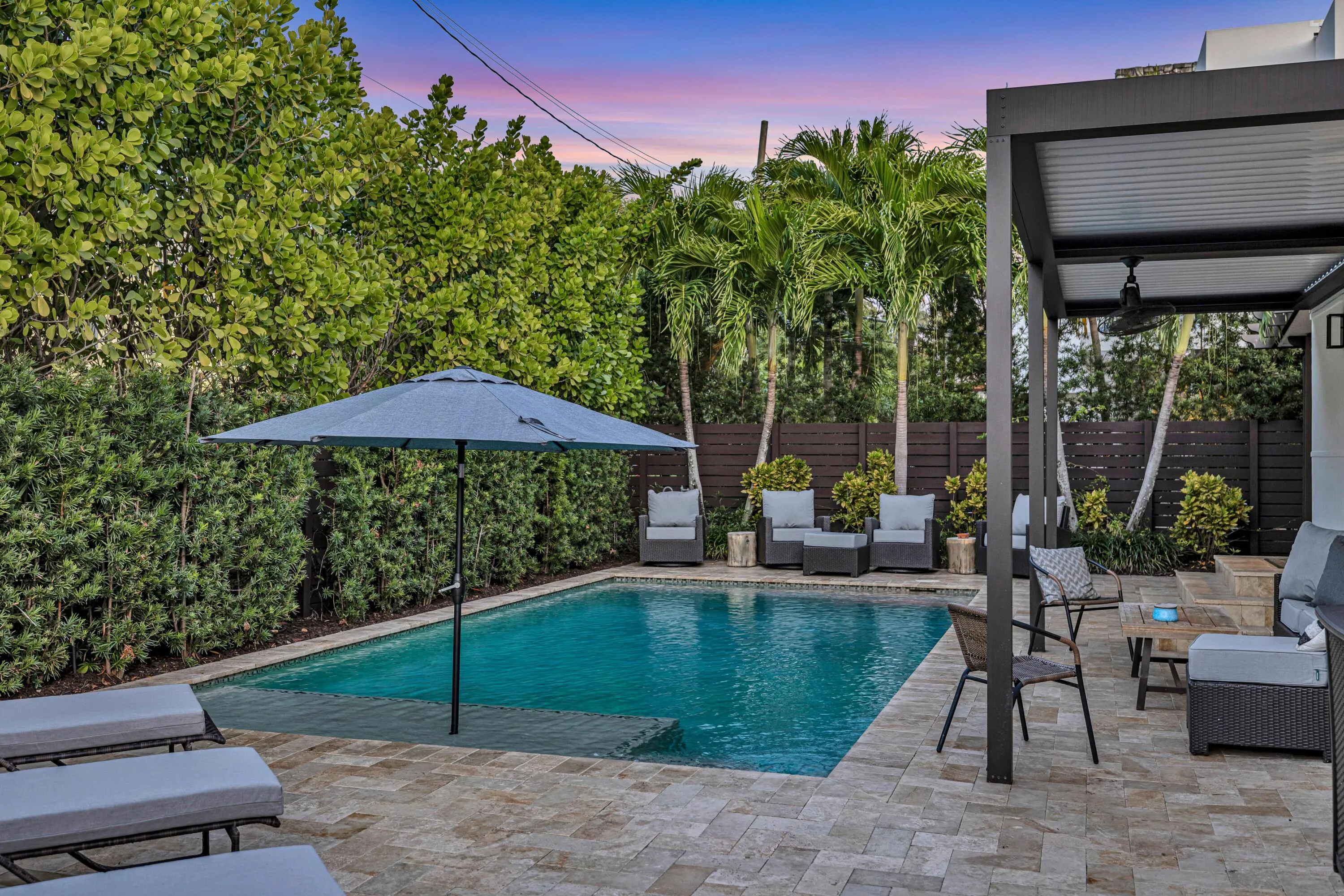 748 NE 17TH WAY-78