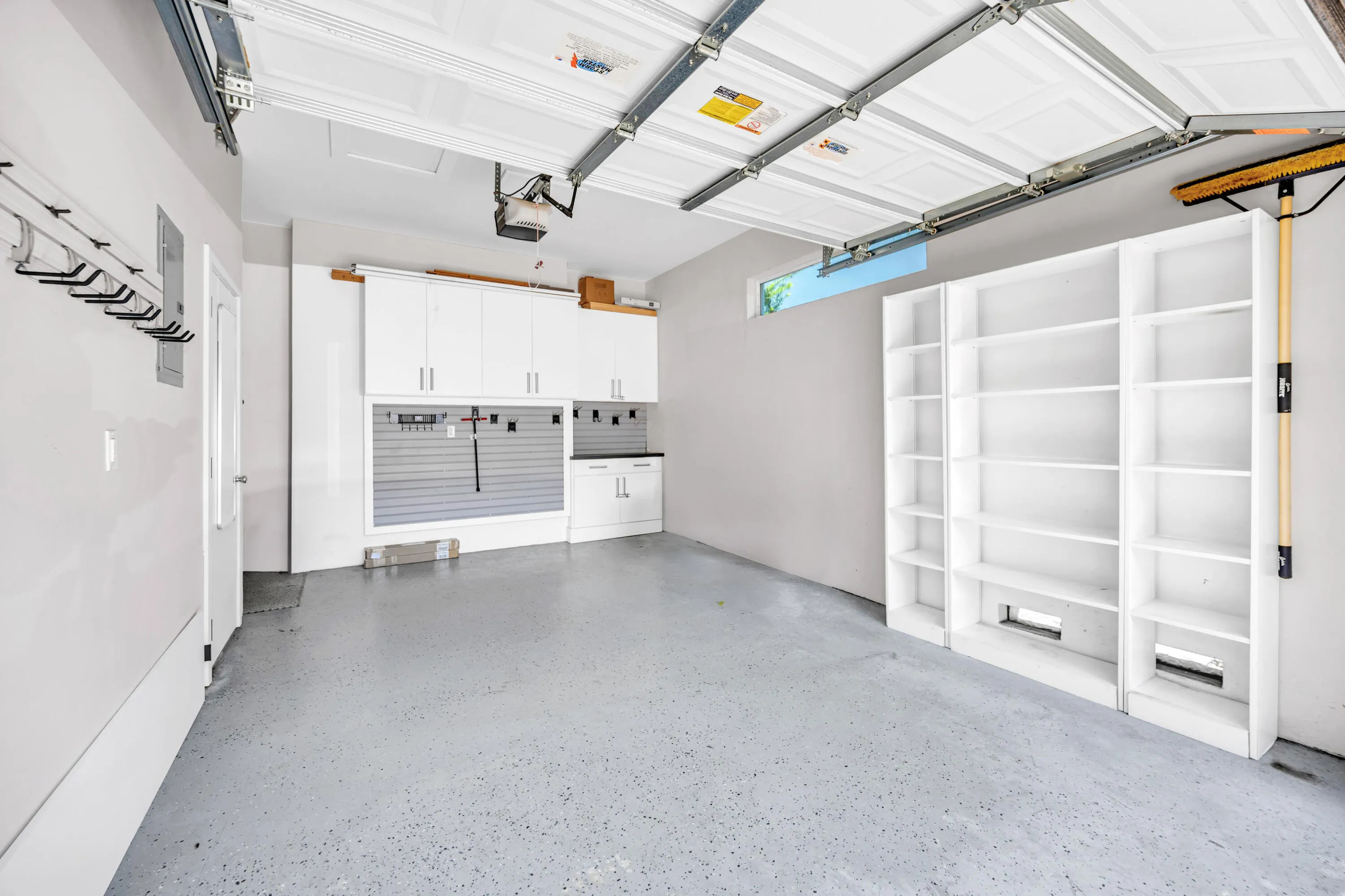 748 NE 17TH WAY--45