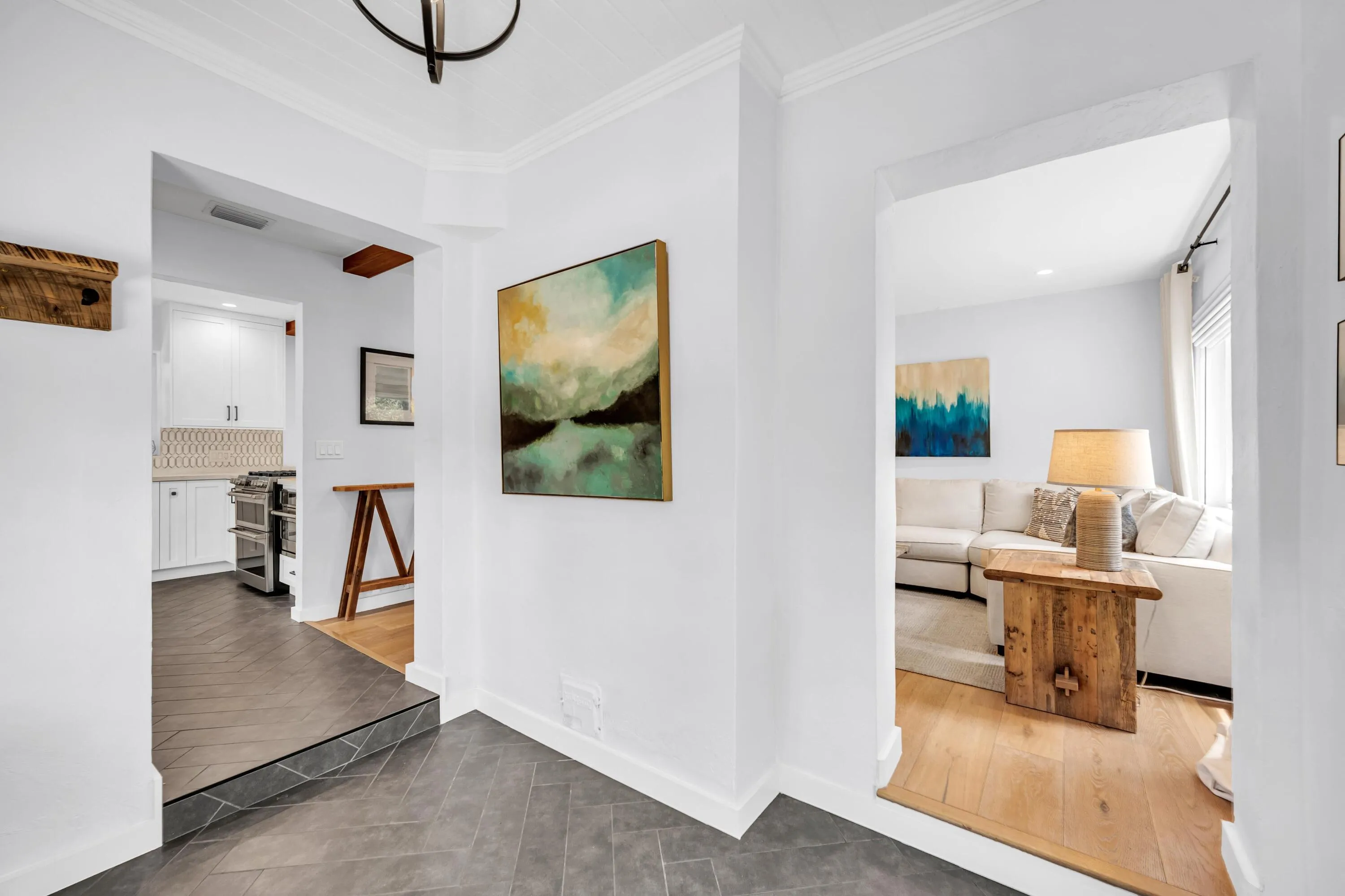 748 NE 17TH WAY--17