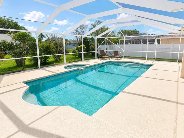 Screened In Pool/Spa