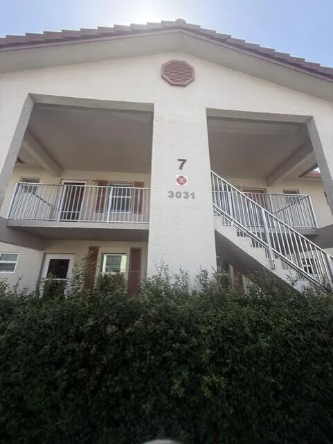 Exerior Front