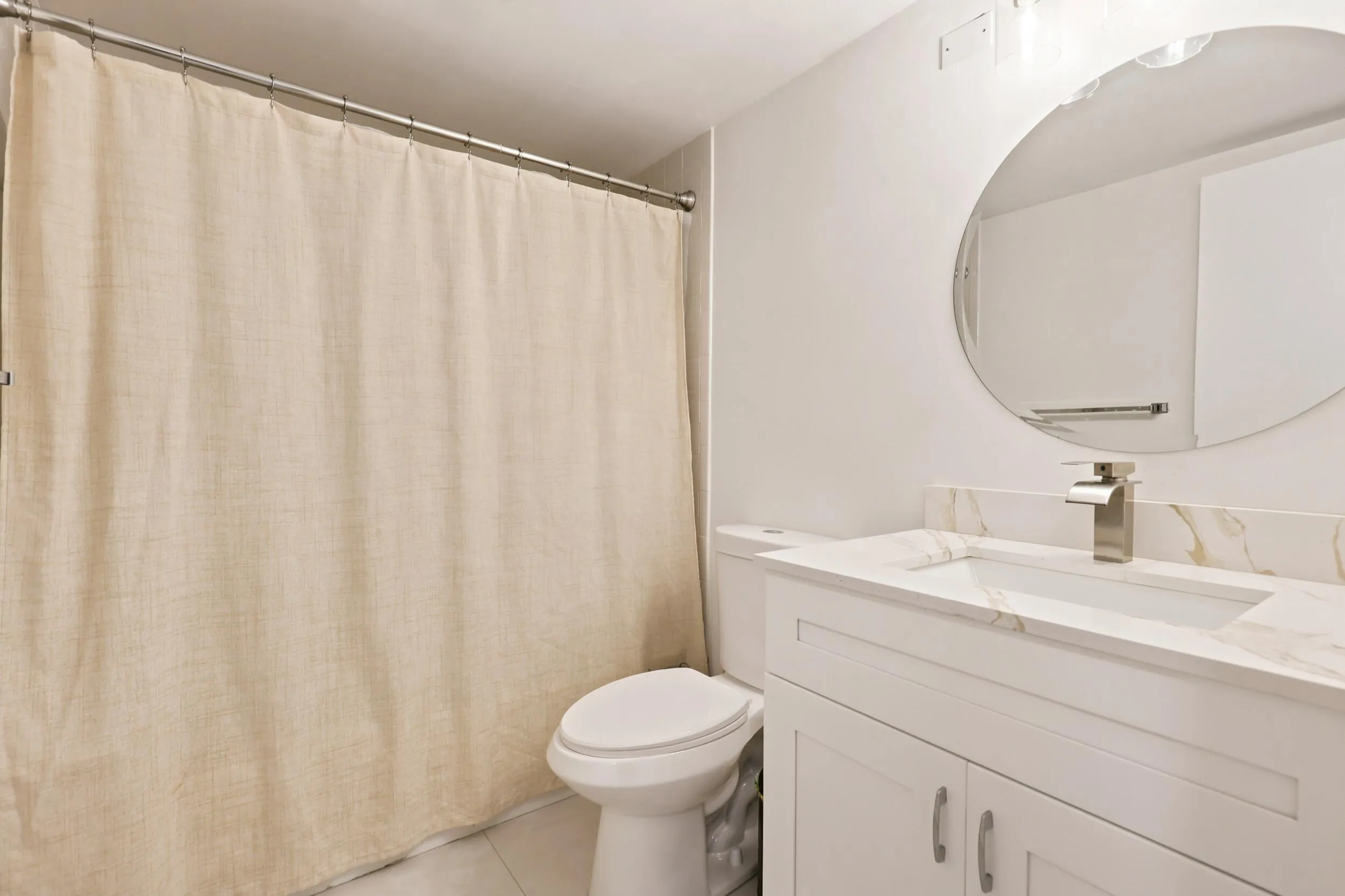 2ND BATHROOM